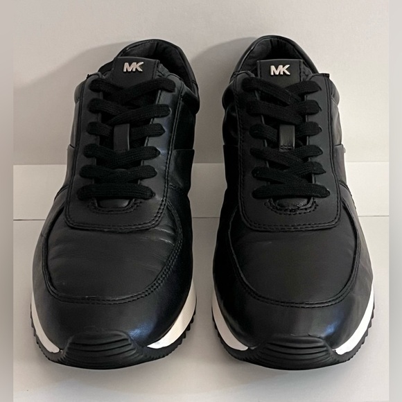 Michael Kors Leather Allie Trainers - Picture 4 of 6